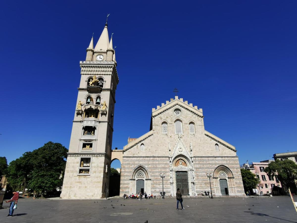 Il Galleone Messina Bagian luar foto